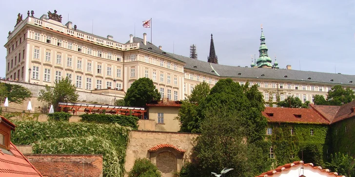 Pobyt priamo pod Pražským hradom: luxusná izba, raňajky formou teplého i studeného bufetu