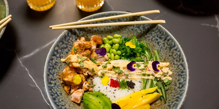 4 druhy chutných poké misiek s domácou limonádou vo Wasabi
