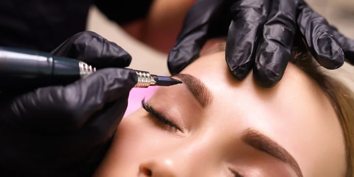 Permanentný make-up obočia technikou Powder brows alebo permanentný make-up pier technikou Aquarelle lips či Ombre