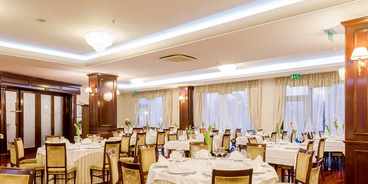 Luxusný hotel v slnečnej Dalmácii s polpenziou a neobmedzeným vstupom do wellness