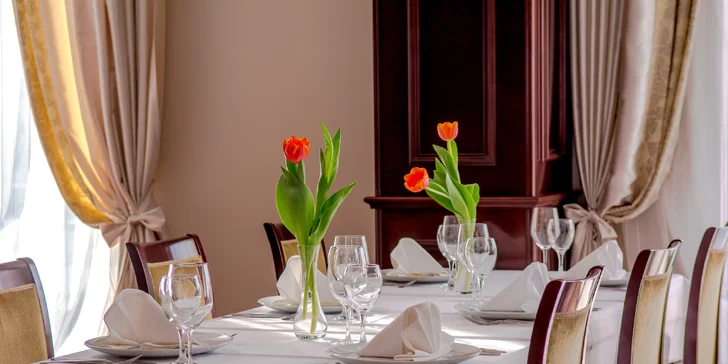Luxusný hotel v slnečnej Dalmácii s polpenziou a neobmedzeným vstupom do wellness