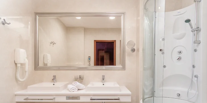 Luxusný hotel v slnečnej Dalmácii s polpenziou a neobmedzeným wellness