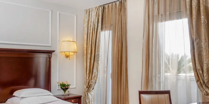 Luxusný hotel v slnečnej Dalmácii s polpenziou a neobmedzeným vstupom do wellness
