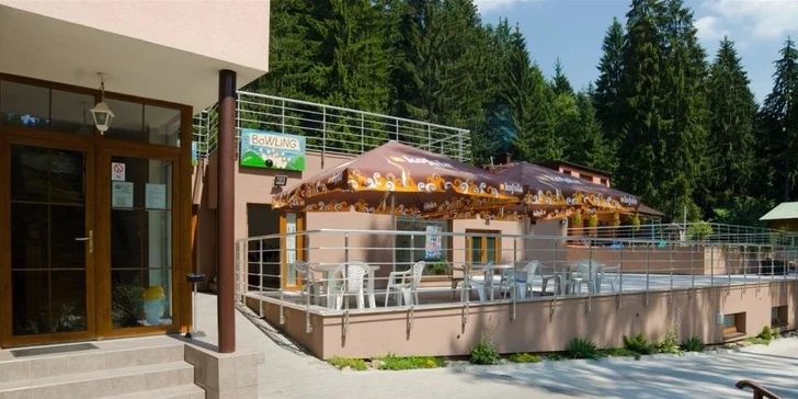 Relax s privátnym wellness a bowlingom v Penzióne Kunerád pri Rajeckých Tepliciach v tichom horskom prostredí