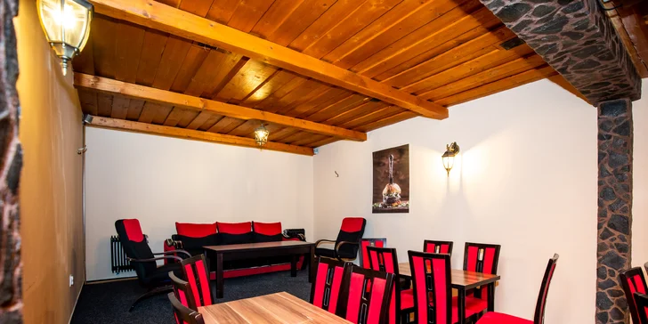 Tip-Top hostina: Mäsový alebo syrový burger s hranolčekmi a omáčkou