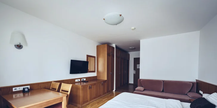 Dovolenka v Slovinsku: horský hotel pri Maribore s polpenziou a bazénom