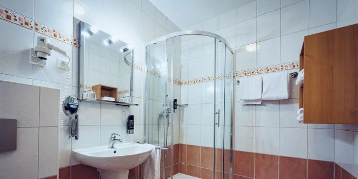 Dovolenka v Slovinsku: horský hotel pri Maribore s polpenziou a bazénom