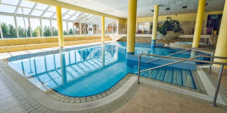 Dovolenka v Slovinsku: horský hotel pri Maribore s polpenziou a bazénom