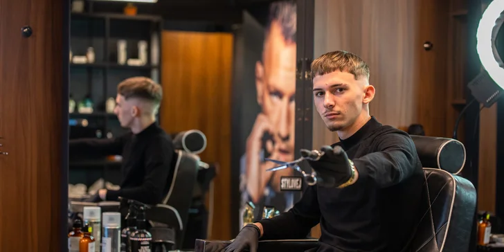 Pánsky strih alebo kompletka aj s úpravou a výživou brady v Black Star Barber