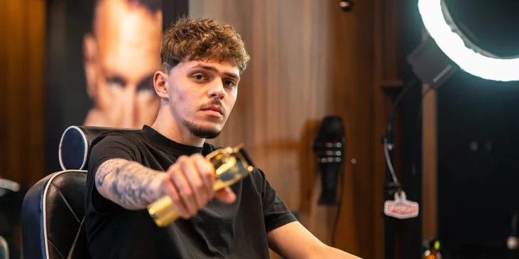 Pánsky strih alebo kompletka aj s úpravou a výživou brady v Black Star Barber