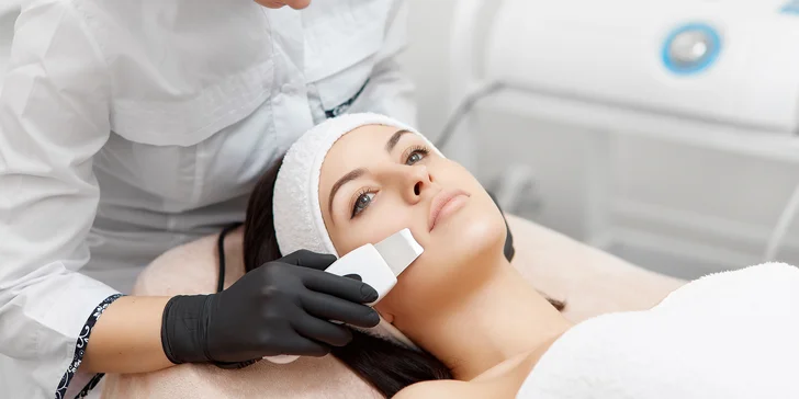 Hĺbkové revitalizačné ošetrenie pleti s diagnostikou a darčekom zdarma