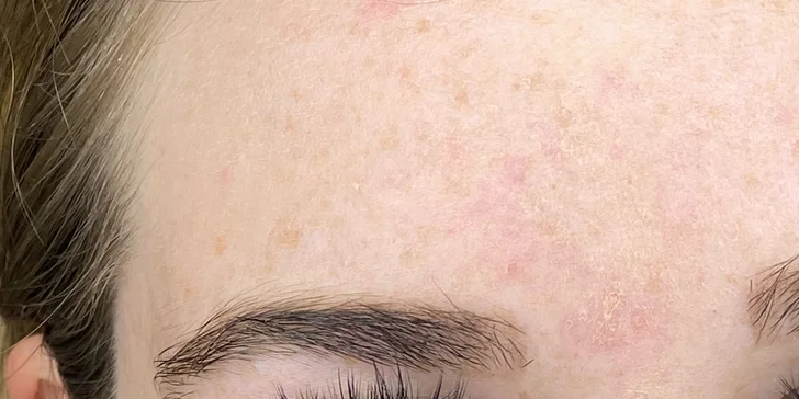 Microblading obočia aj s korekciou alebo 3D či volume mihalnice v salóne Belleza beauty