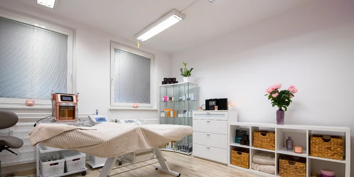 Mezoterapia tváre či vlasov alebo microneedling