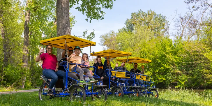 Jazda štvorkolesovým bicyklom Tragáčikom pre dvoch dospelých a dve deti