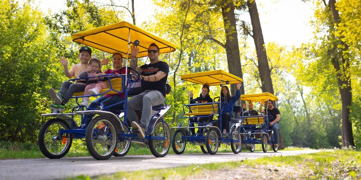 Jazda štvorkolesovým bicyklom Tragáčikom pre dvoch dospelých a dve deti