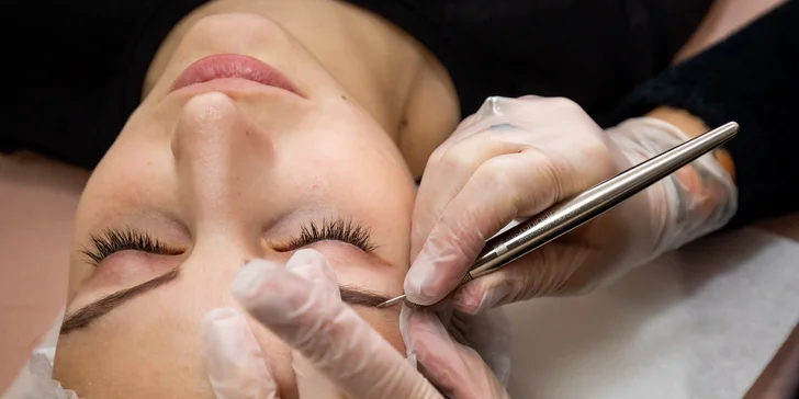 Microblading obočia aj s korekciou alebo 3D či volume mihalnice v salóne Belleza beauty