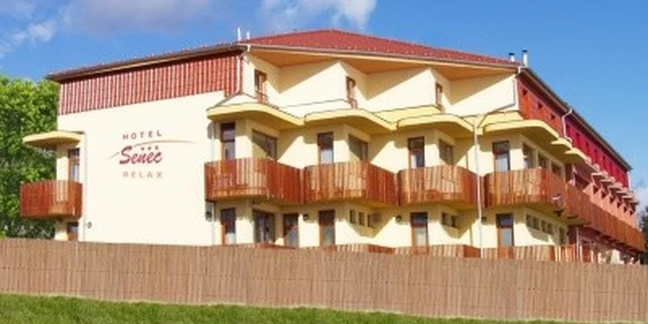 100 eur za 3 dňový pobyt v Hoteli Senec RELAX***. Ubytovanie na brehu Slnečných jazier, wellness priamo v hoteli, vstup do Aquaparku Senec a mnoho iného, so zľavou 52 %!