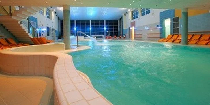 100 eur za 3-dňový pobyt v Hoteli Senec RELAX***. Ubytovanie na brehu Slnečných jazier, wellness priamo v hoteli, vstup do Aquaparku Senec a mnoho iného, so zľavou 52 %!
