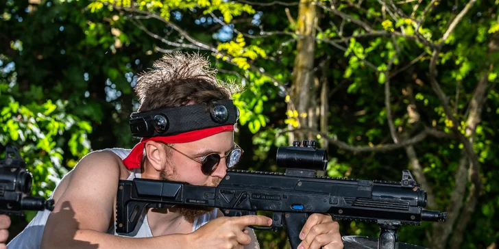 Zahrajte si laser game vo vonkajšom prostredí v okolí vojenského bunkra