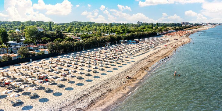 Letná dovolenka v Taliansku: mobilný domček pre 5 osôb, kemp s vlastnou plážou a bazénmi