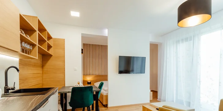 Pobyt v nových, luxusne zariadených apartmánoch v Nízkych Tatrách s každodenným vstupom do privátneho wellness