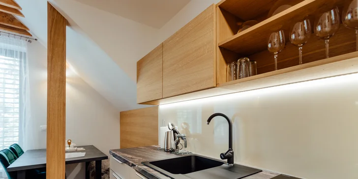 Pobyt v nových, luxusne zariadených apartmánoch v Nízkych Tatrách s každodenným vstupom do privátneho wellness