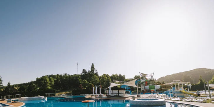 Rodinná dovolenka v Chorvátsku: 4* hotel s polpenziou, termálne bazény a aquapark