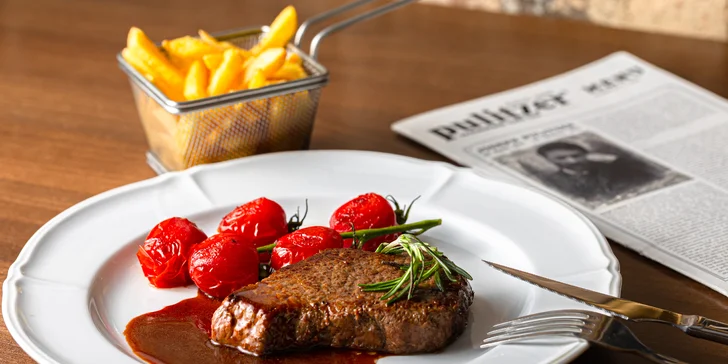 Letný špeciál: 250g Milánsky hovädzí steak s prílohou a hovädzou polievkou v Pulitzeri