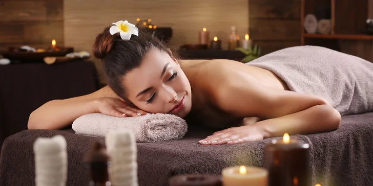 Relaxačná masáž chrbta a nôh ľubovníkovým olejom alebo manuálna lymfodrenáž hornej časti tela