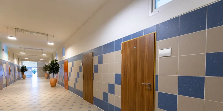 Maderoterapia celého tela zdravotníckym personálom