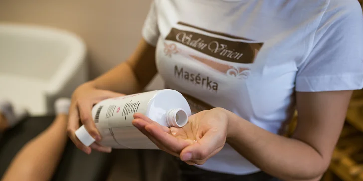 Solárium a relaxačné či klasické masáže v známom salóne Vivien