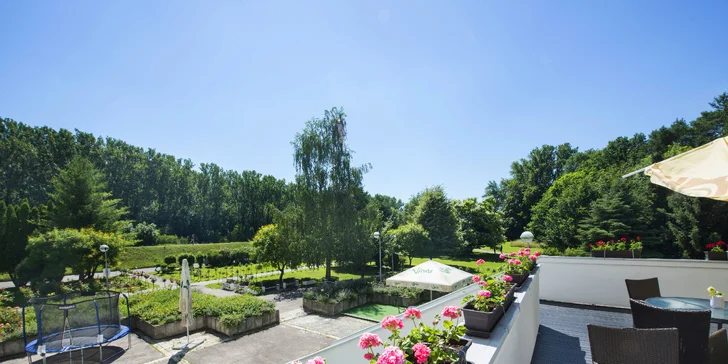Exkluzívny pobyt v Piešťanoch: 4* Hotel Park s wellness, polpenziou a procedúrou