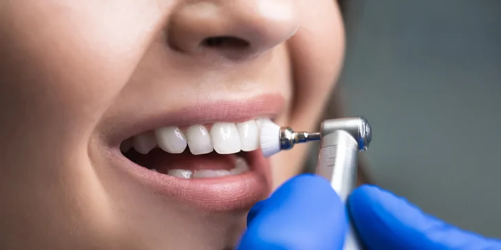 Dentini: Dentálna hygiena pre deti aj dospelých alebo bielenie zubov