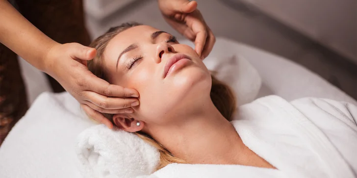 Lash lift či mikromasáž očného okolia v salóne Divine