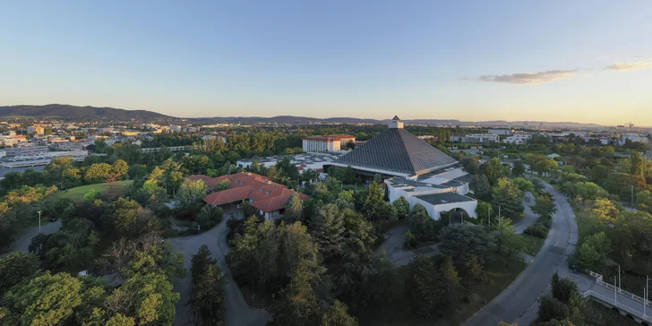 Dovolenka neďaleko Viedne: 4* hotel s raňajkami, neobmedzeným wellness a jedným dieťaťom do 11,9 rokov zadarmo