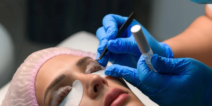 Lash lift, laminácia obočia alebo kozmetické ošetrenie pleti