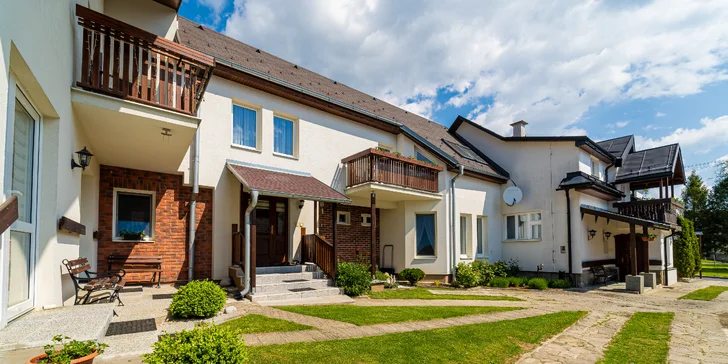 Dokonalý tatranský zážitok: pobyt vo vile vrátane stravy a zľavy do Aquacity Poprad i na termálne kúpalisko Vrbov