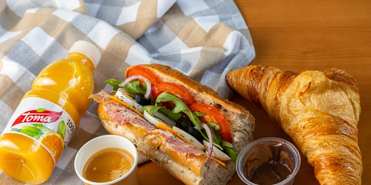 Celodenné raňajky s bagetou a croissantom alebo obed so šalátom a dezertom
