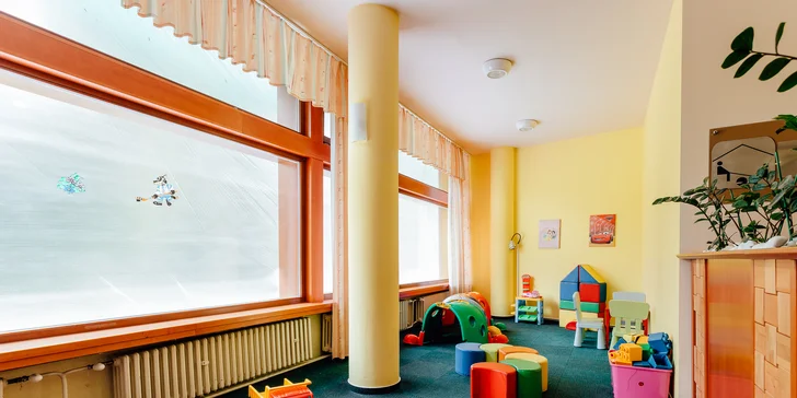 Aqua relax v Hoteli SOREA*** SNP v Jasnej: rekonštruovaný wellness s viacerými bazénmi, saunami a polpenziou priamo pod Chopkom
