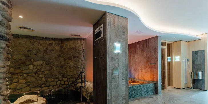 Aqua relax v Hoteli SOREA*** SNP v Jasnej: rekonštruovaný wellness s viacerými bazénmi, saunami a polpenziou priamo pod Chopkom