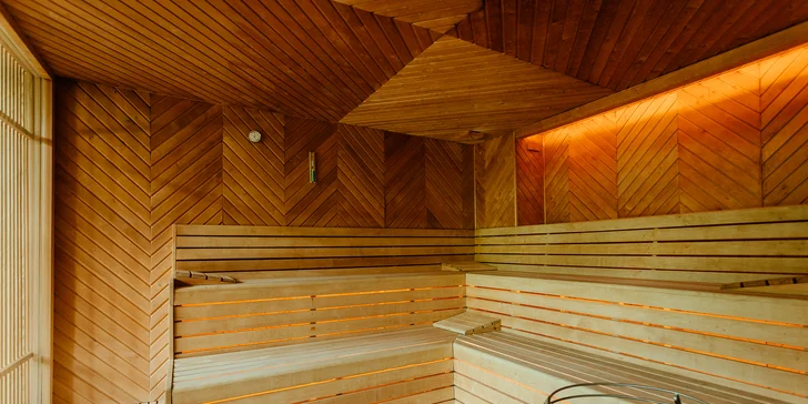 Aqua relax v Hoteli SOREA*** SNP v Jasnej: rekonštruovaný wellness s viacerými bazénmi, saunami a polpenziou priamo pod Chopkom