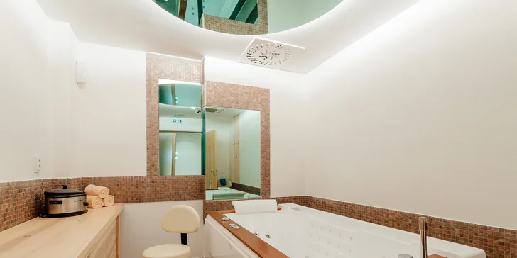 Aqua relax v Hoteli SOREA*** SNP v Jasnej: rekonštruovaný wellness s viacerými bazénmi, saunami a polpenziou priamo pod Chopkom