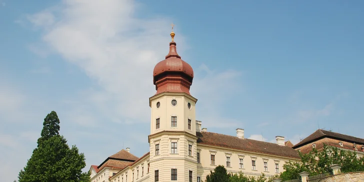 Víkendový zájazd plný chutí a zážitkov: Marhuľové slávnosti a benediktínsky kláštor Göttweig