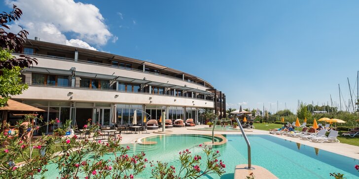 4* hotel na brehu Balatonu: polpenzia a neobmedzený vstup do wellness