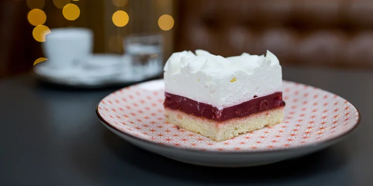 Kvalitná káva s domácim koláčikom. Oslaďte si deň v Morning Smile Cafe