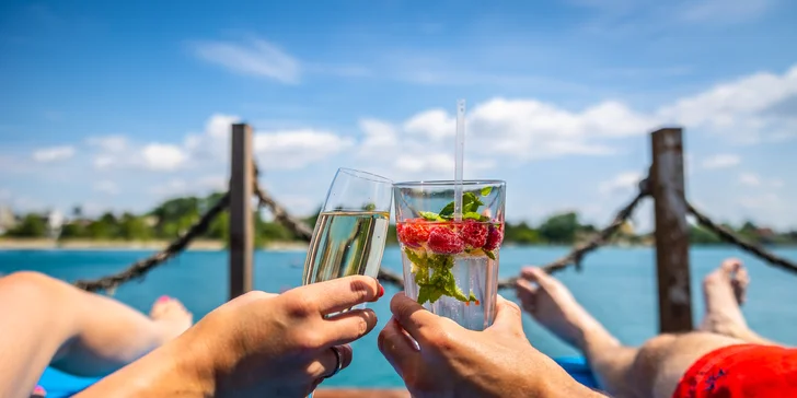 Prenájom ležadla na súkromnej pláži Wellness Furst & Beach+ prosseco alebo citronáda