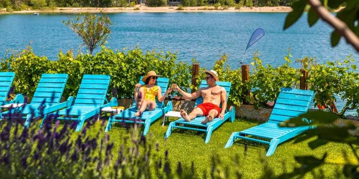 Prenájom ležadla na súkromnej pláži Wellness Furst & Beach+ prosseco alebo citronáda