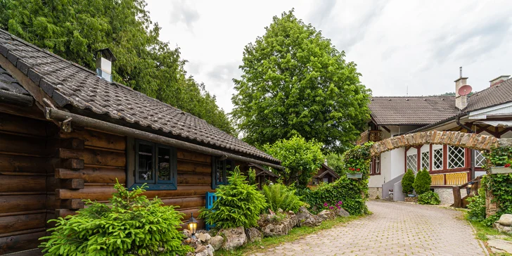 Nezabudnuteľná dovolenka v Tatrách: ubytovanie v rozprávkových zruboch a rodinných apartmánoch