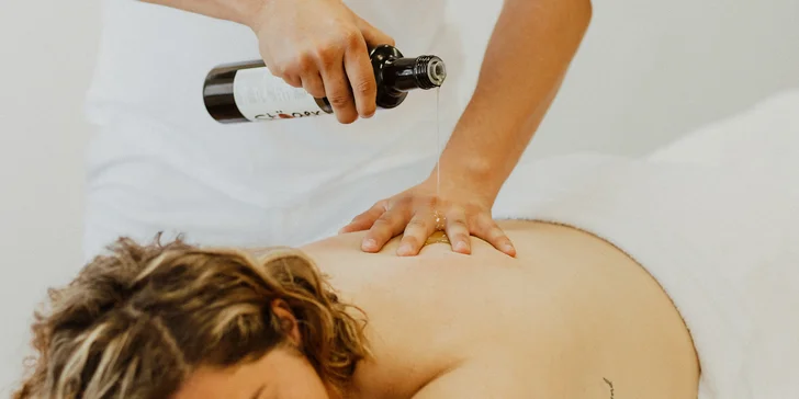 Relaxačné a hrejivé masáže: lávové kamene aj masáž rumom