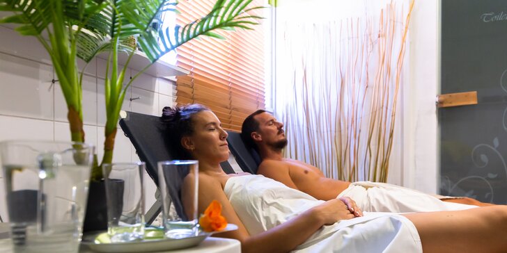 Dvojhodinový privátny relax v parnej alebo fínskej sauny pre 2 až 5 osôb